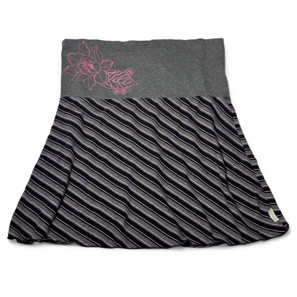 Y2K Gray Pink Billabong Striped Floral Graphic Mini Skirt Medium